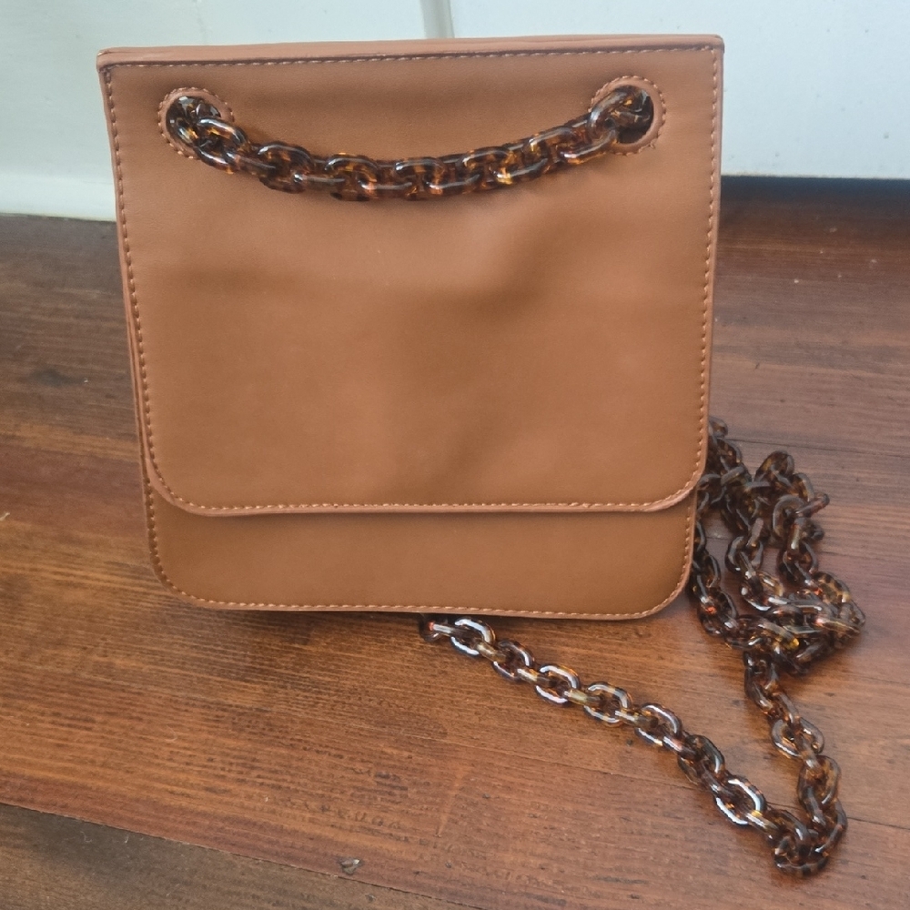 NEW Antik Kraft Tan Crossbody Bag with Chain Strap